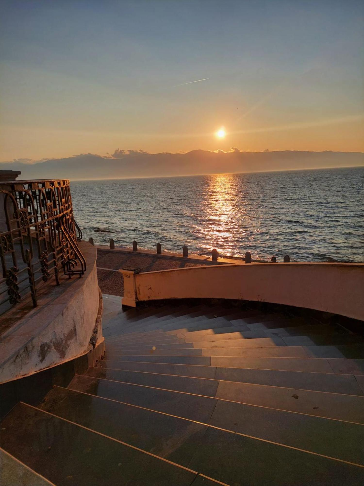 Strettomare-Business & Travel Apartment Reggio di Calabria Kültér fotó